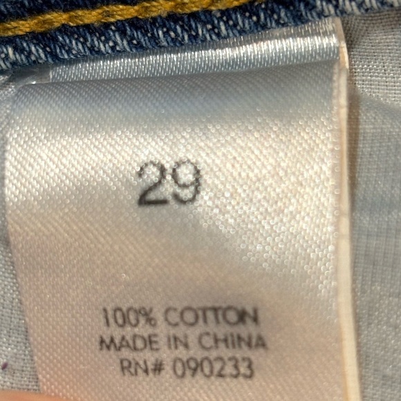 KENDALL & KYLIE Denim‎ Jean Shorts Sz 29 in a Medium Wash - Picture 5 of 6